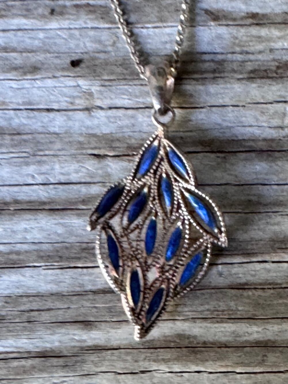 Dyadema Italy 925 Sterling Silver Blue Enamel Leaf Pendant Necklace 16-18"